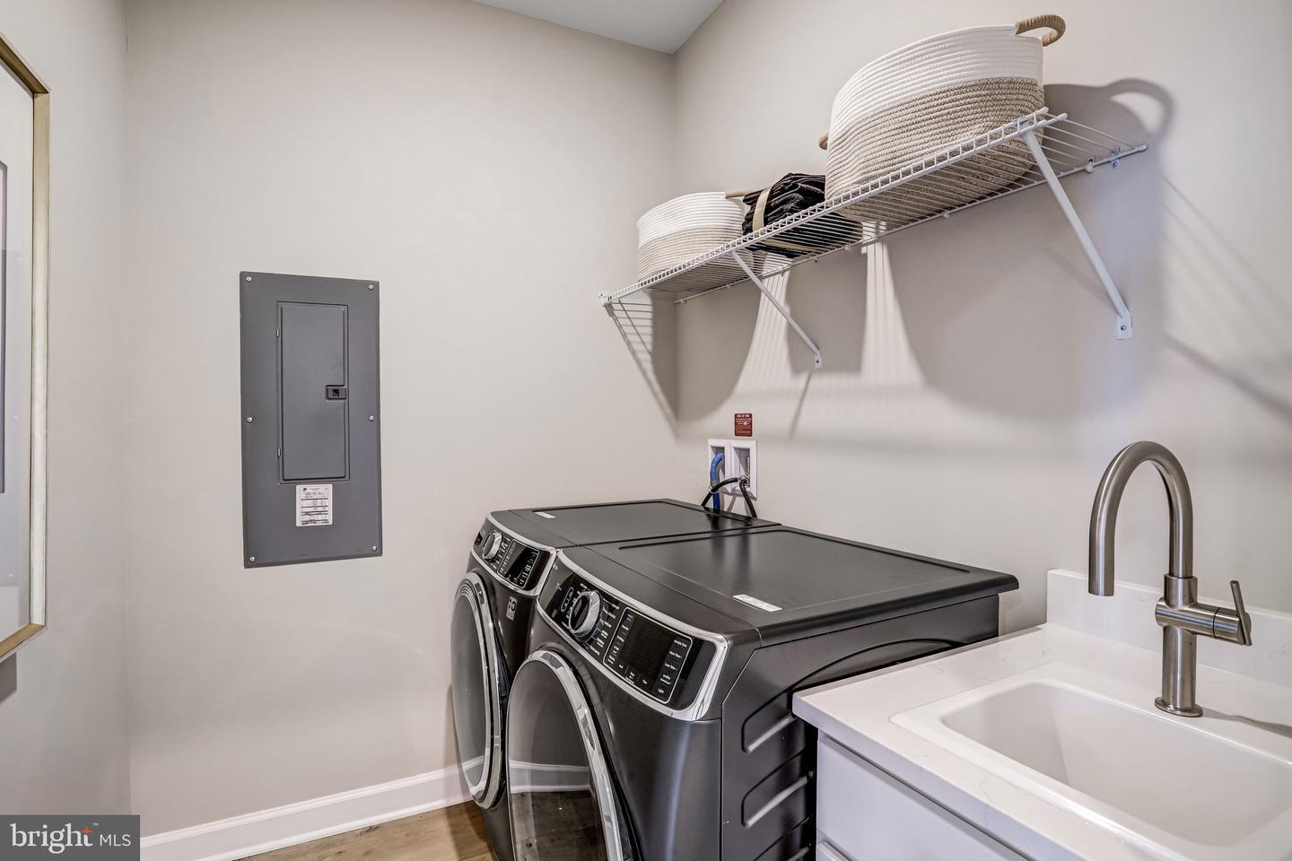 43789 Metro Ter Property Photo 42
