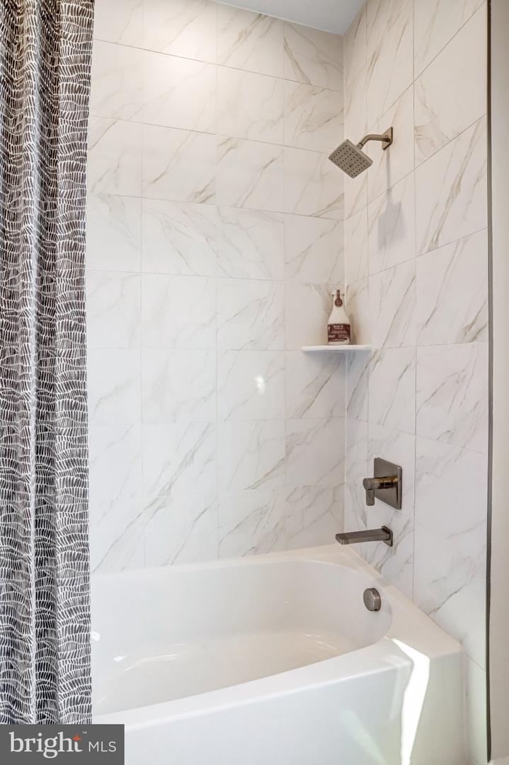 43789 Metro Ter Property Photo 46