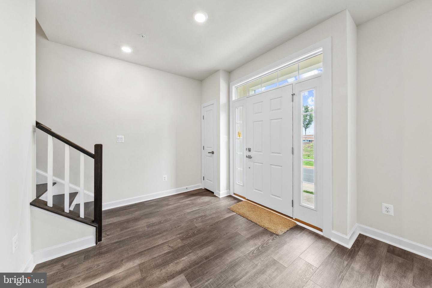 42679 Asgard Ter Property Photo 3