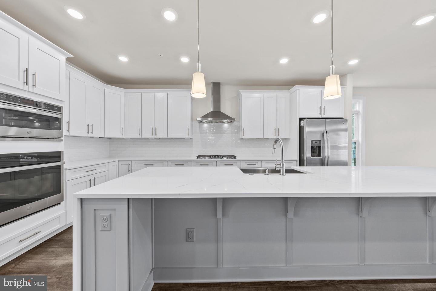 42679 Asgard Ter Property Photo 13