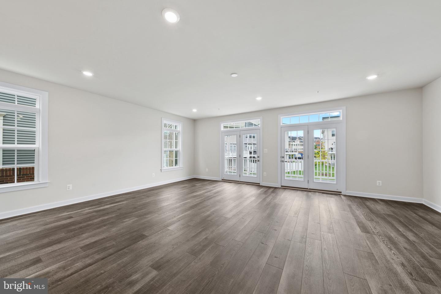 42679 Asgard Ter Property Photo 14