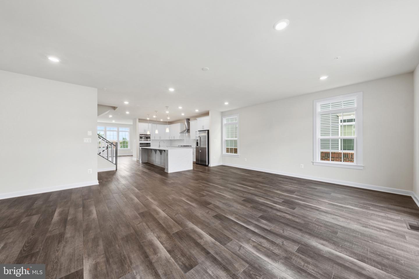 42679 Asgard Ter Property Photo 16