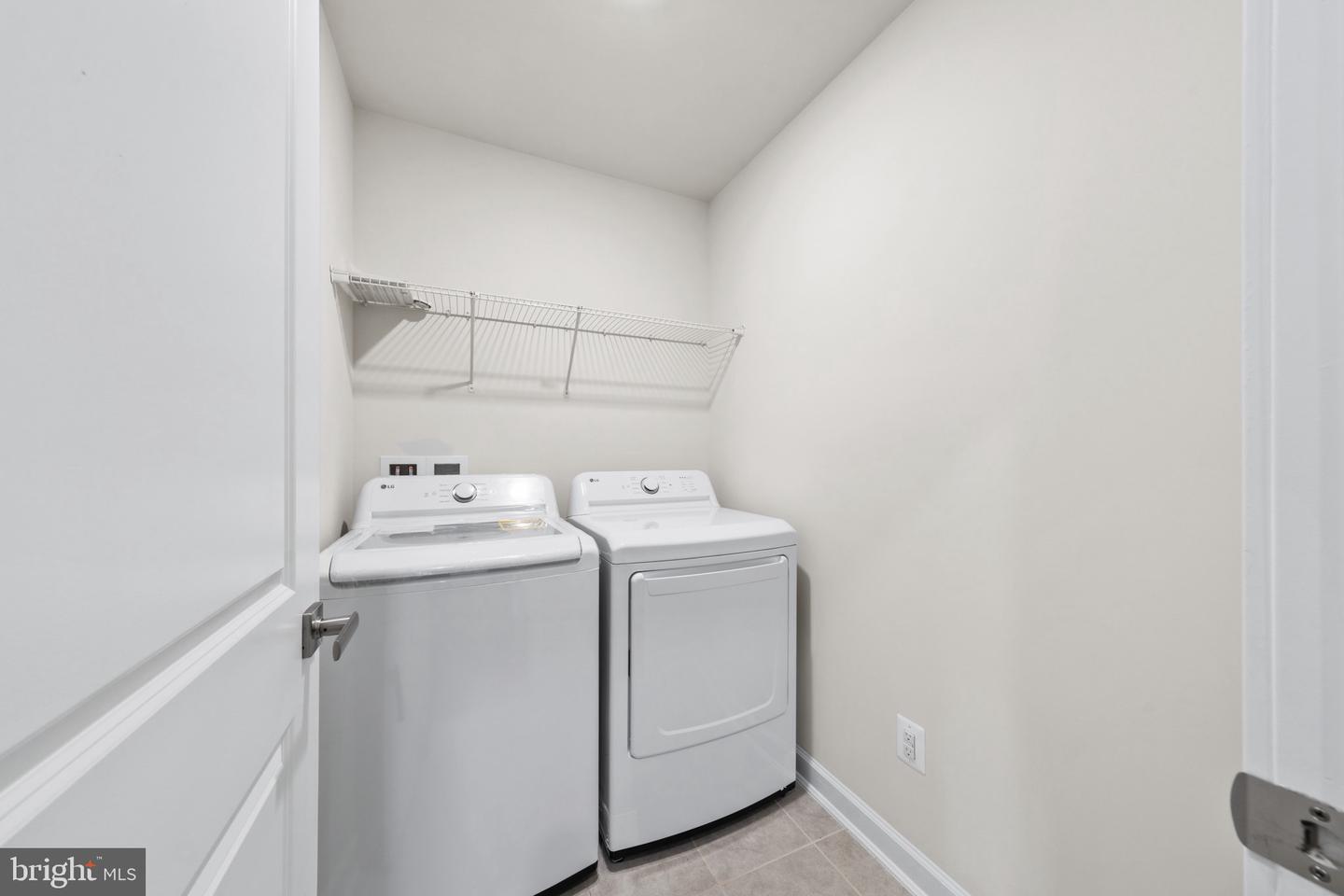42679 Asgard Ter Property Photo 21
