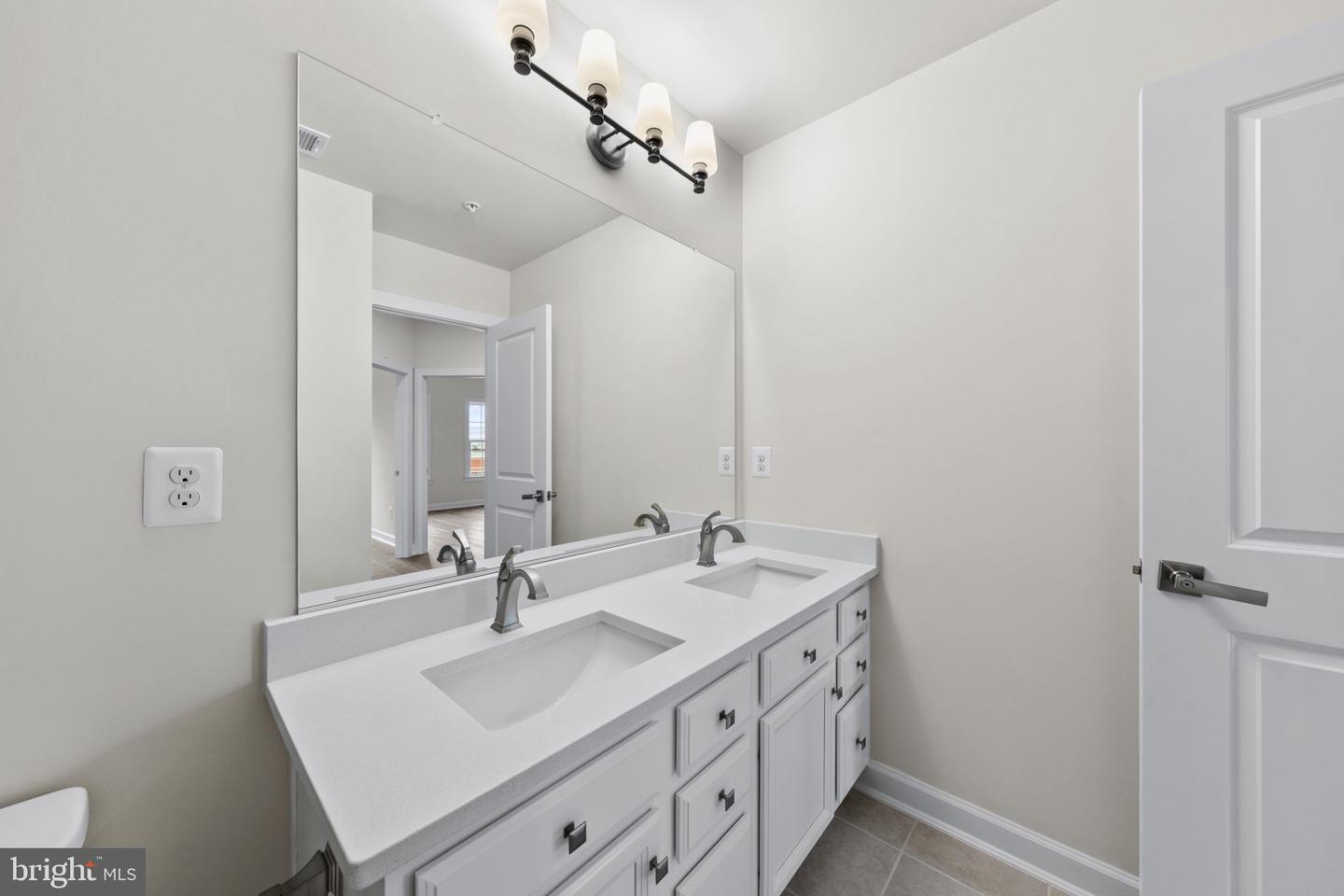 42679 Asgard Ter Property Photo 26