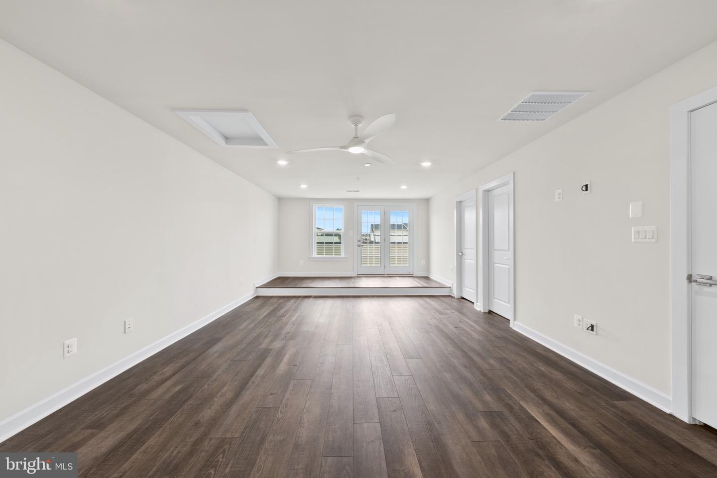 42679 Asgard Ter Property Photo 33