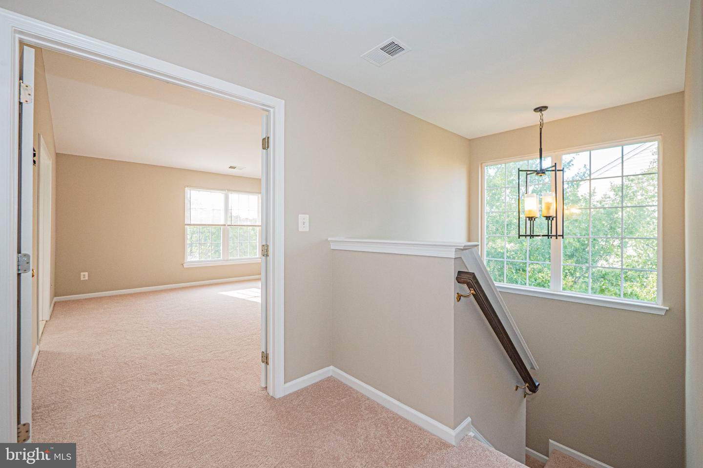 22619 Upperville Heights Sq Property Photo 12
