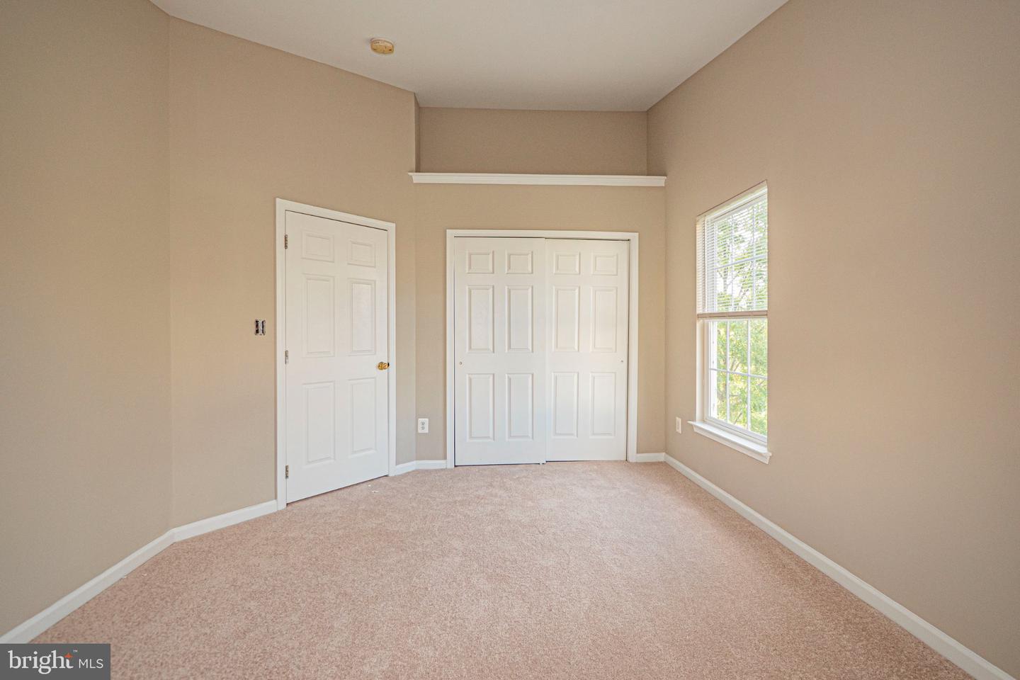22619 Upperville Heights Sq Property Photo 23