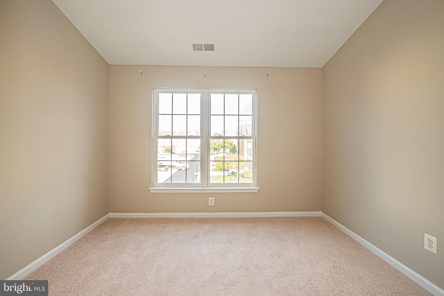 22619 Upperville Heights Sq Property Photo 25