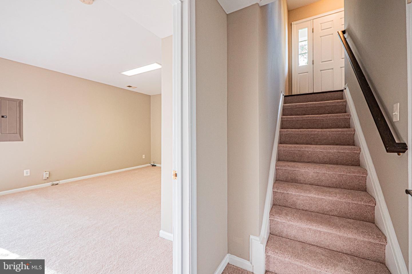 22619 Upperville Heights Sq Property Photo 29
