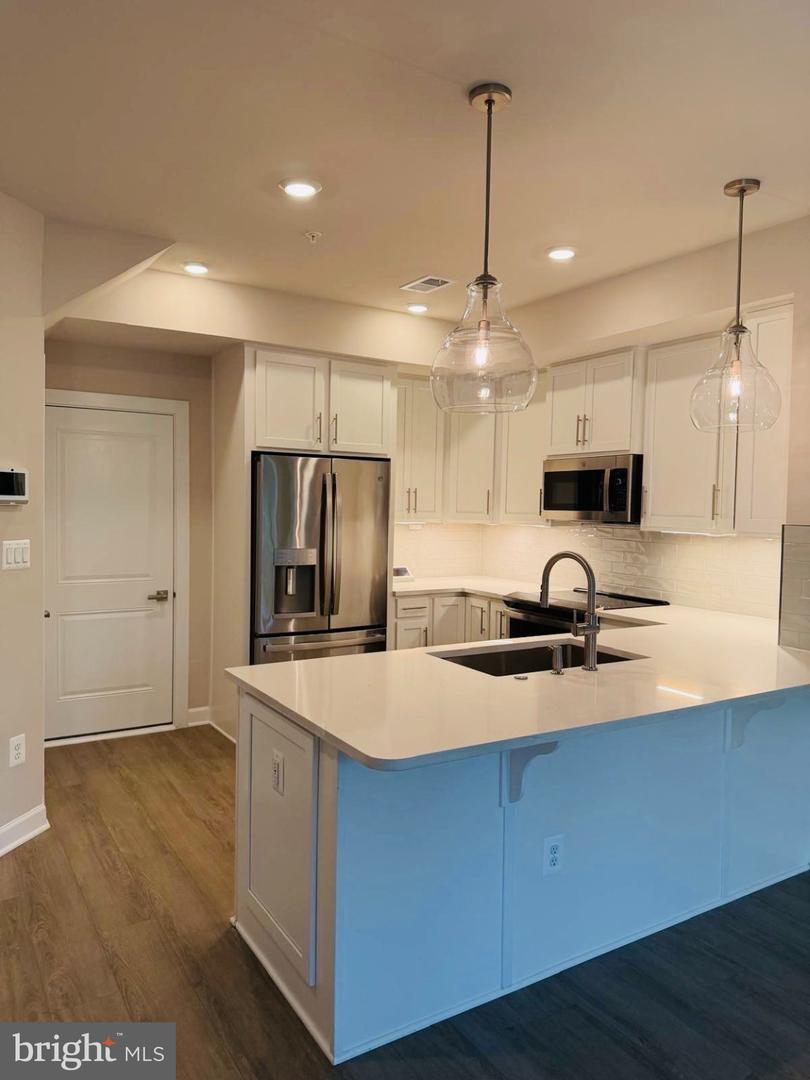 43791 Metro Ter Property Photo 8