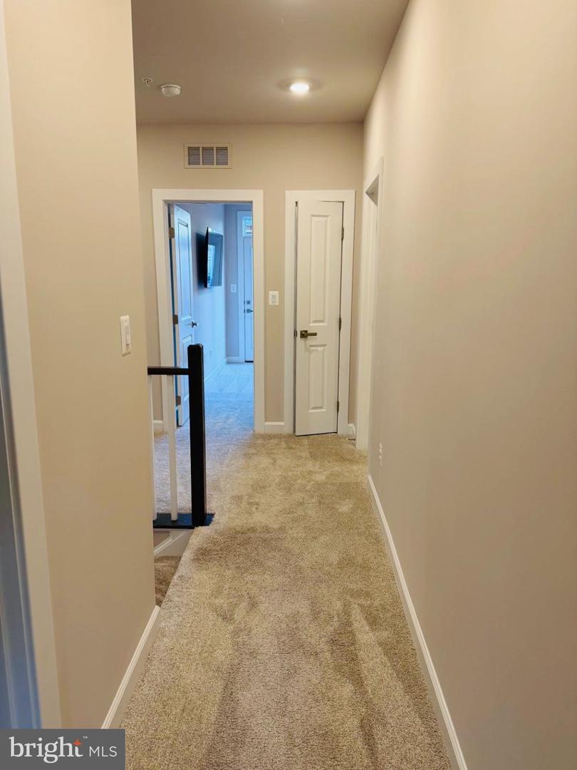 43791 Metro Ter Property Photo 17