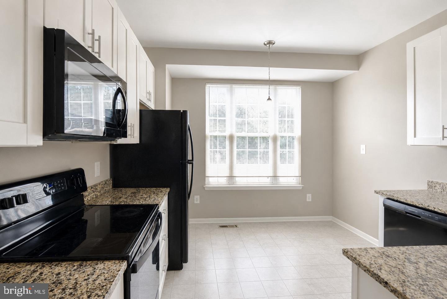 44190 Mossy Brook Sq Property Photo 11