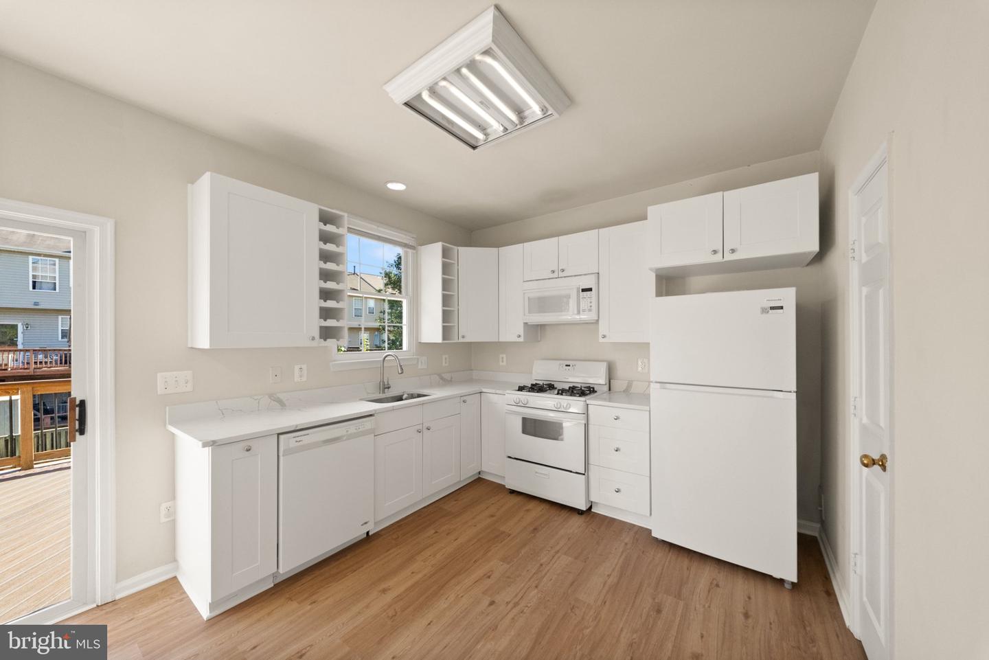 440 Andromeda Ter Ne Property Photo 13