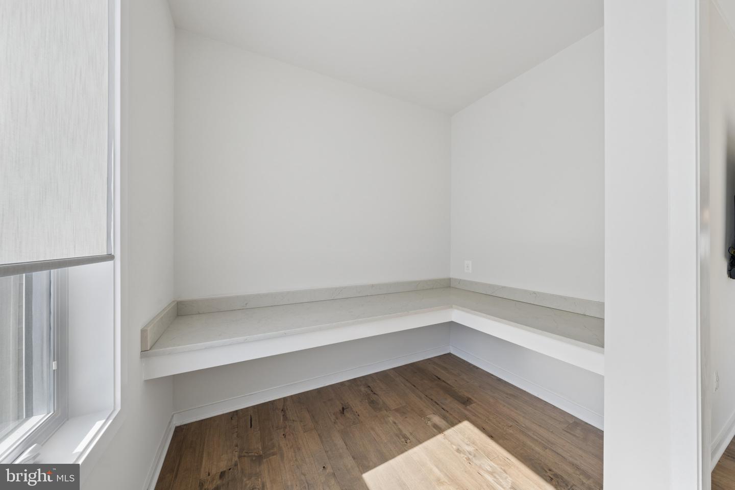 43209 Mongold Sq Property Photo 27