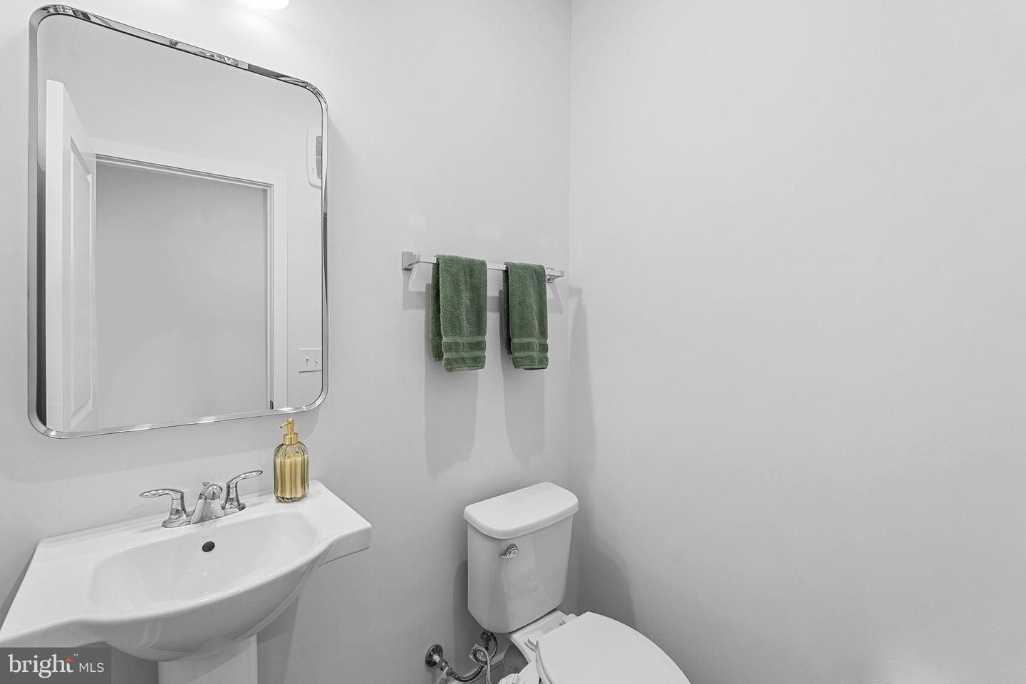 42660 Darala Dr Property Photo 6