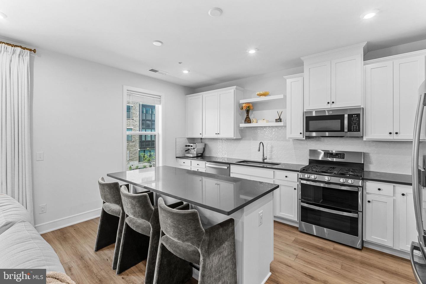 42660 Darala Dr Property Photo 13
