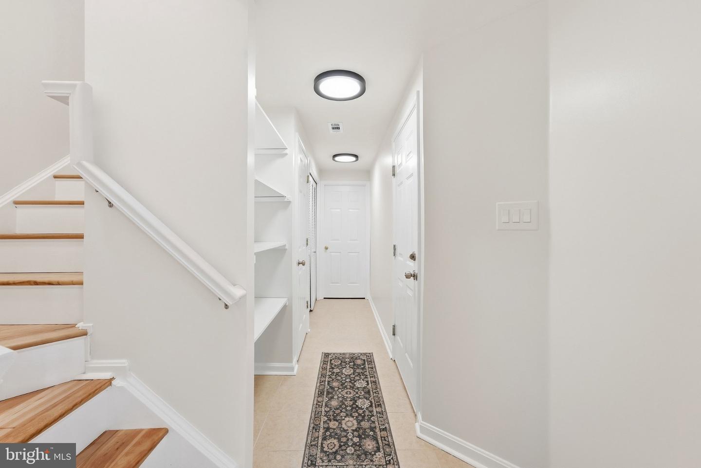 22055 Manning Sq Property Photo 18