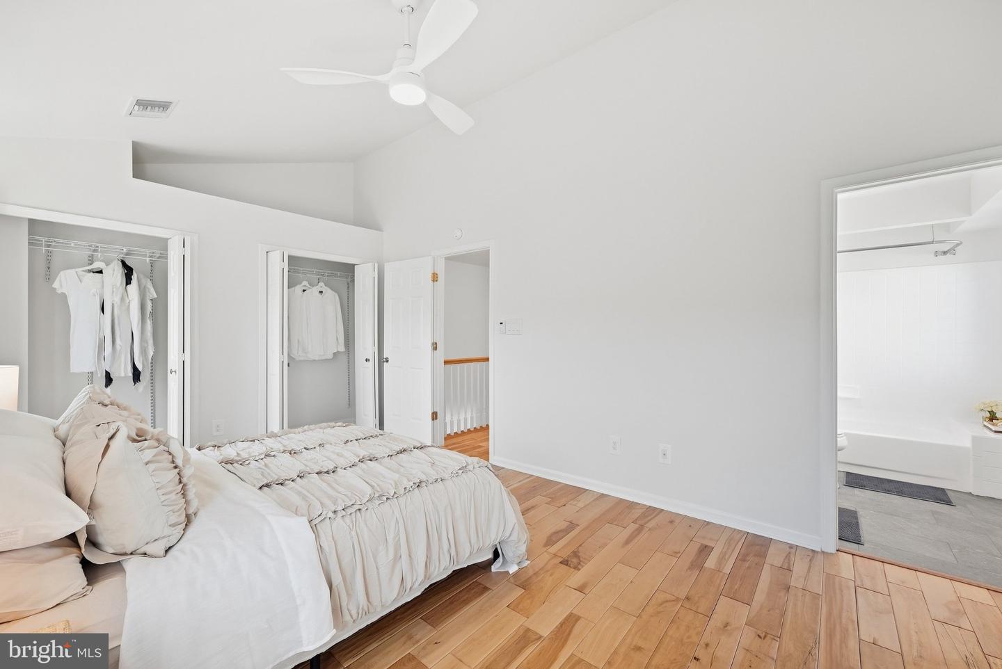 22055 Manning Sq Property Photo 20