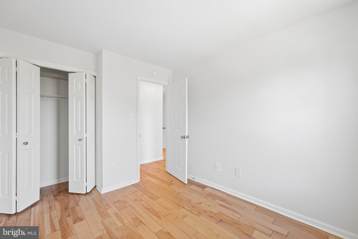 22055 Manning Sq Property Photo 24
