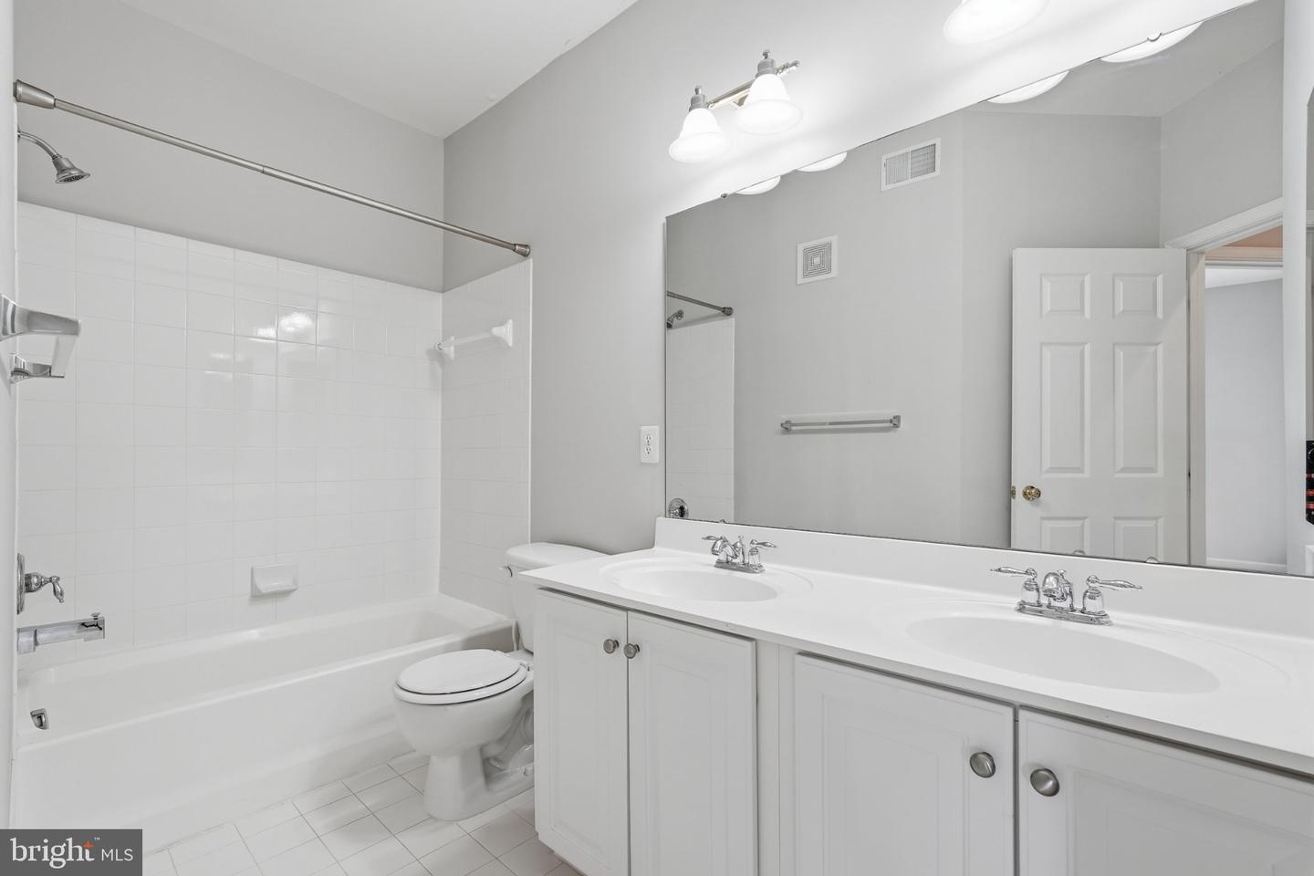 41806 Inspiration Ter Property Photo 24