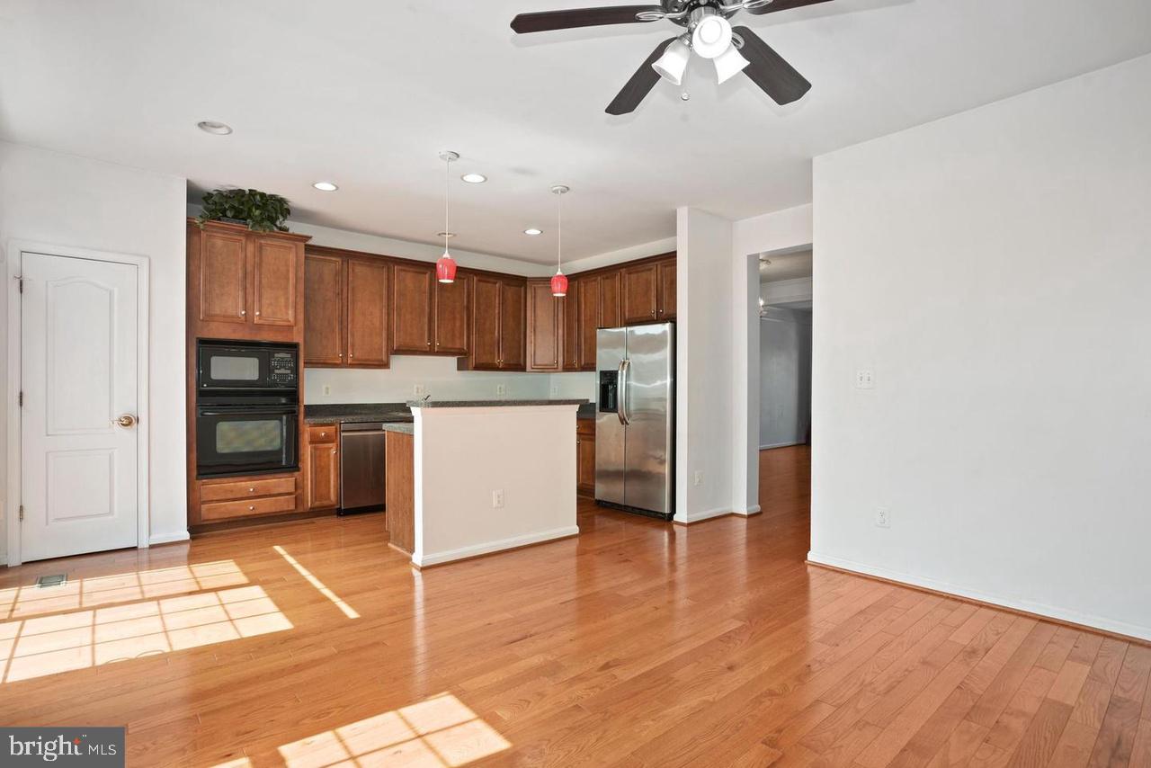 22052 Dilworth Sq Property Photo 9