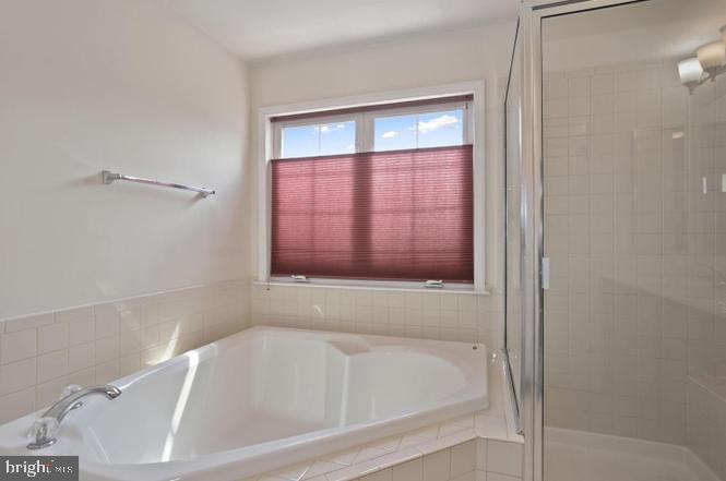 22052 Dilworth Sq Property Photo 17