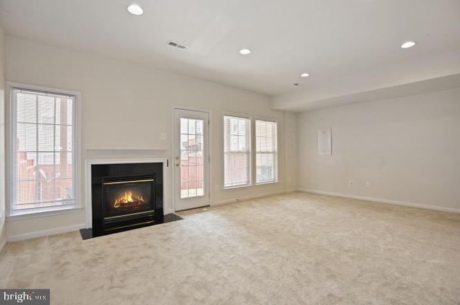 22052 Dilworth Sq Property Photo 22