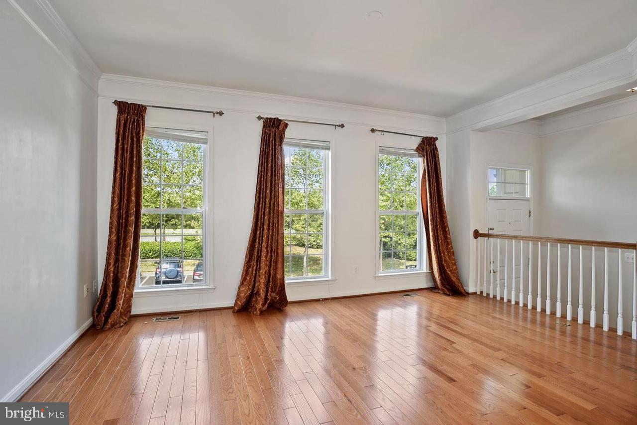 22052 Dilworth Sq Property Photo 29