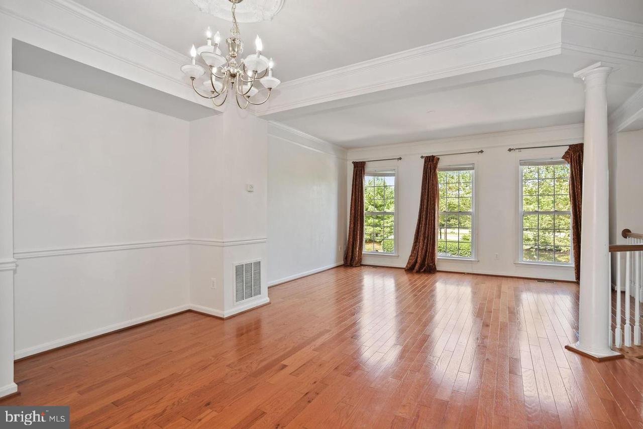 22052 Dilworth Sq Property Photo 30