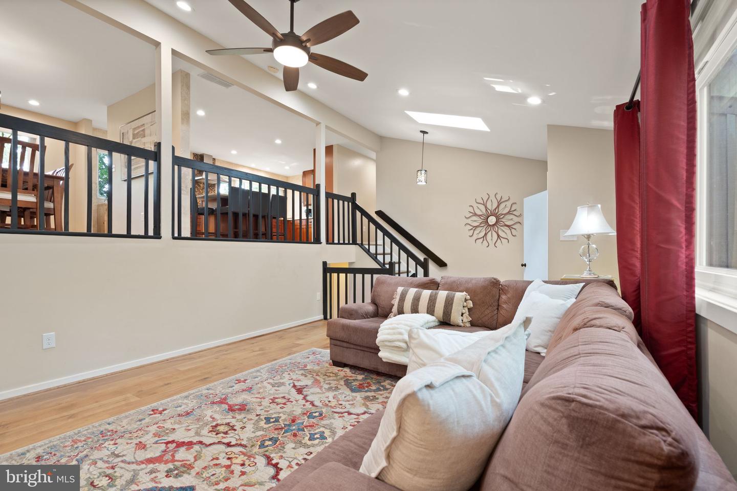 14 Wiltshire Ct E Property Photo 12