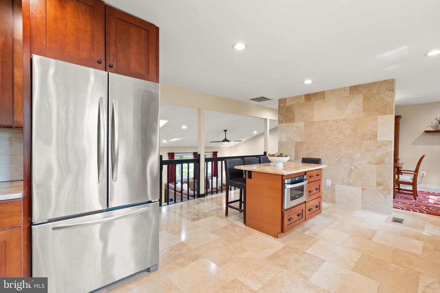 14 Wiltshire Ct E Property Photo 25