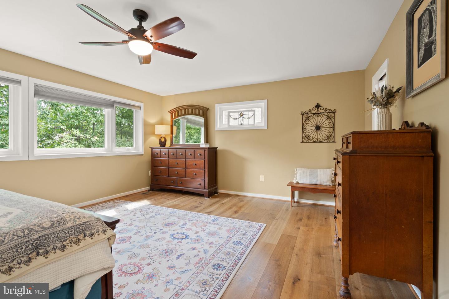 14 Wiltshire Ct E Property Photo 31