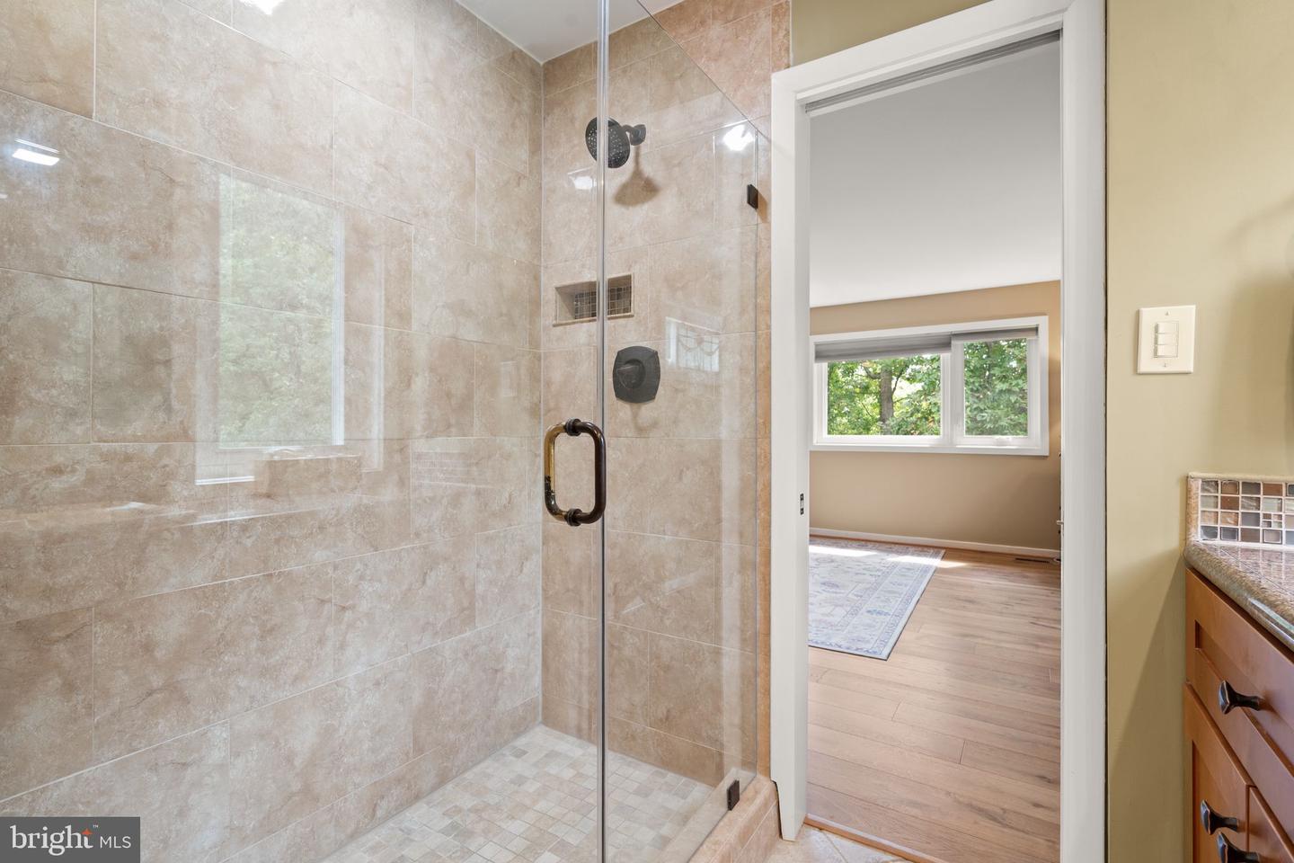 14 Wiltshire Ct E Property Photo 33