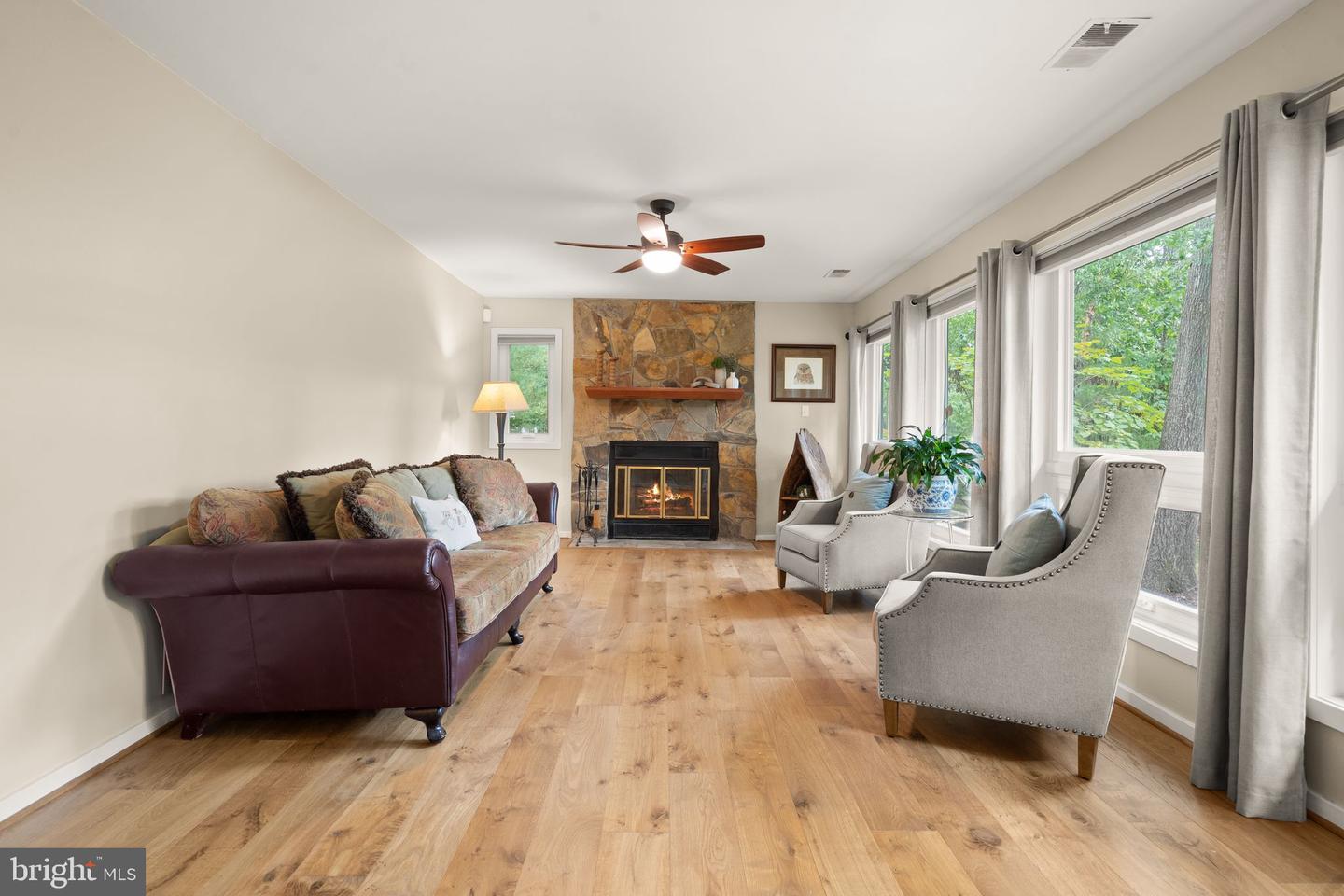 14 Wiltshire Ct E Property Photo 42