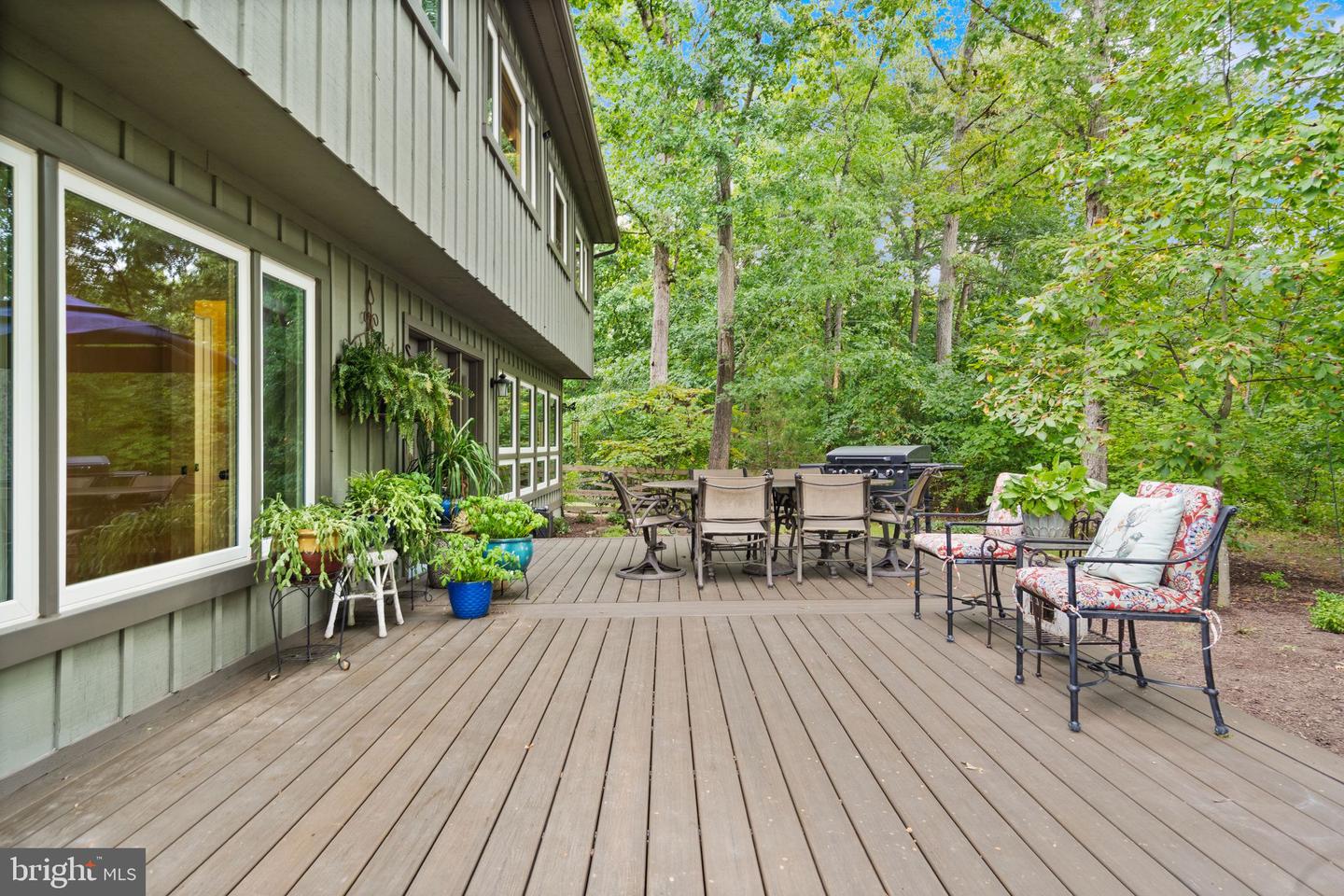 14 Wiltshire Ct E Property Photo 47