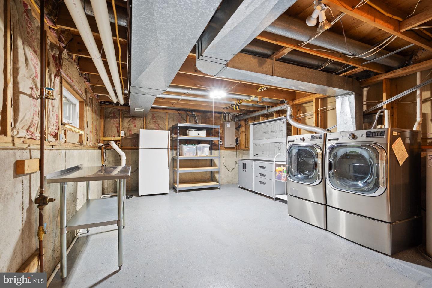 14 Wiltshire Ct E Property Photo 52