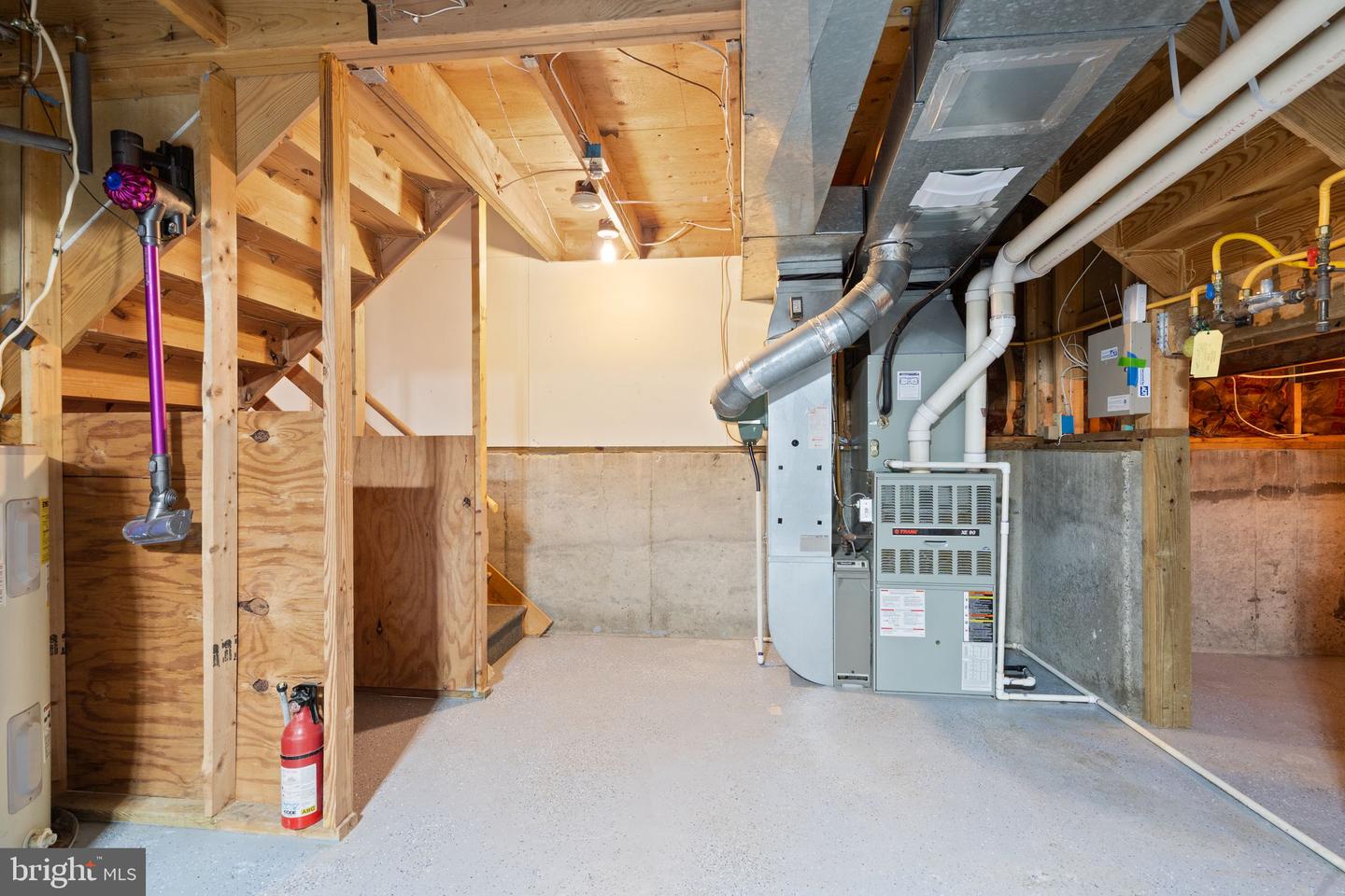 14 Wiltshire Ct E Property Photo 53
