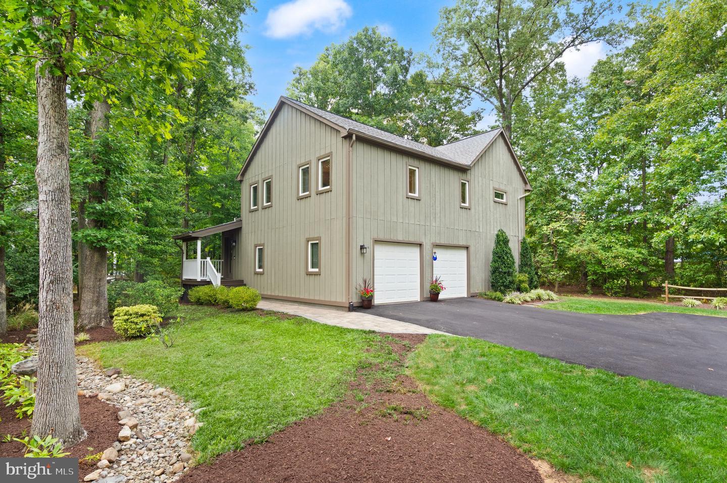 14 Wiltshire Ct E Property Photo 56