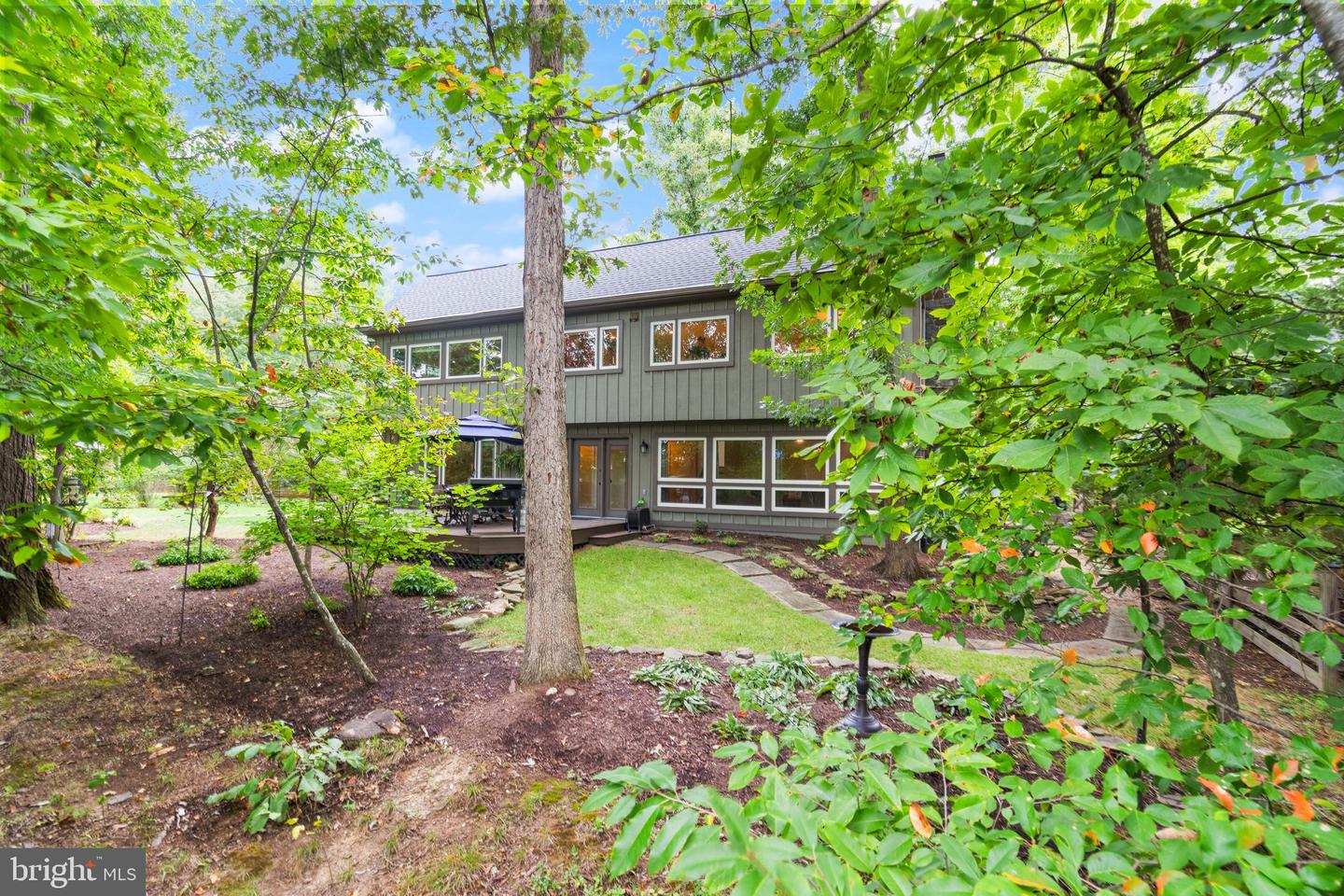 14 Wiltshire Ct E Property Photo 69