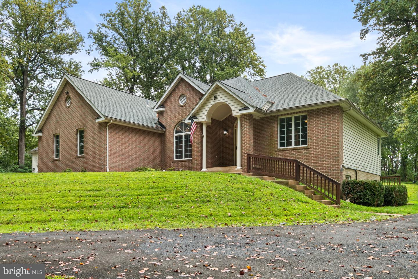 41433 Red Hill Rd Property Photo 1