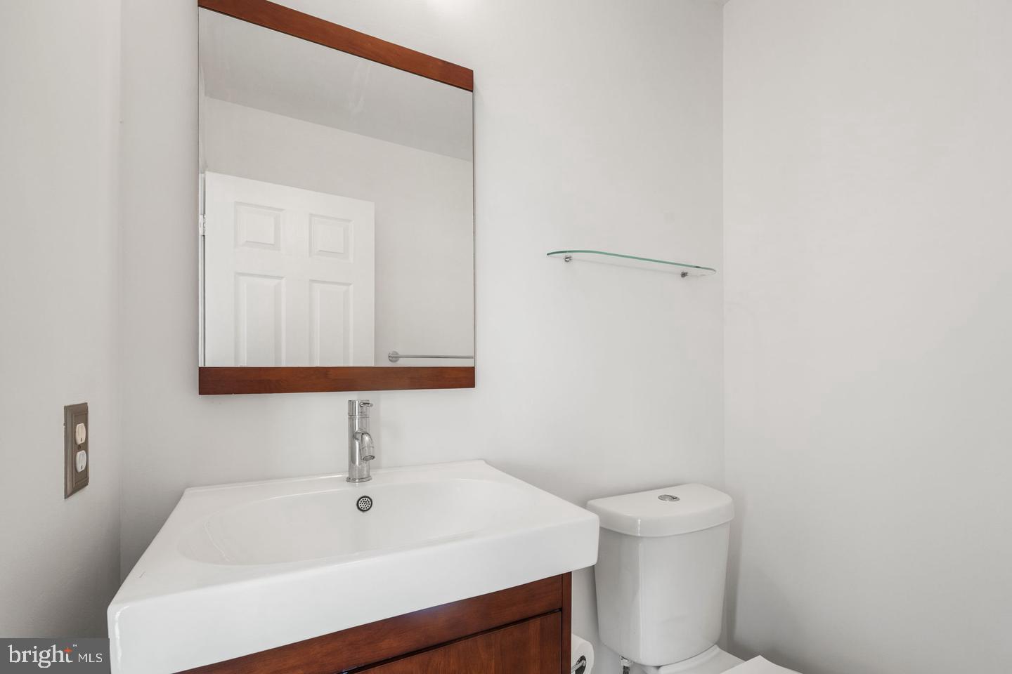 20379 Snowpoint Pl Property Photo 14