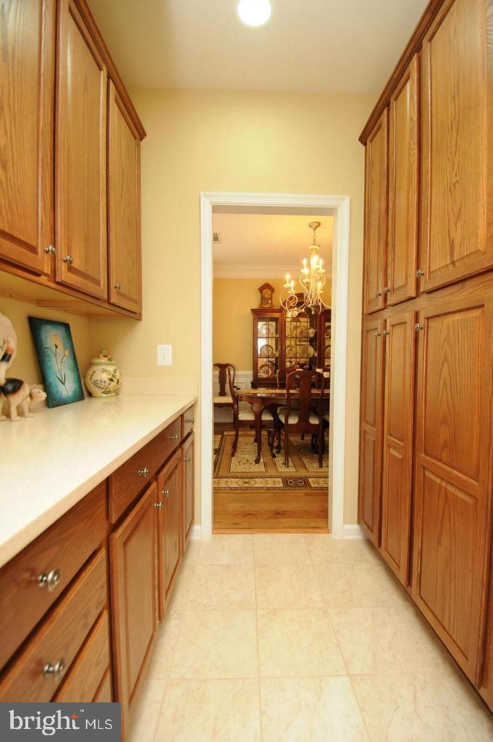 20594 Golden Ridge Dr Property Photo 9