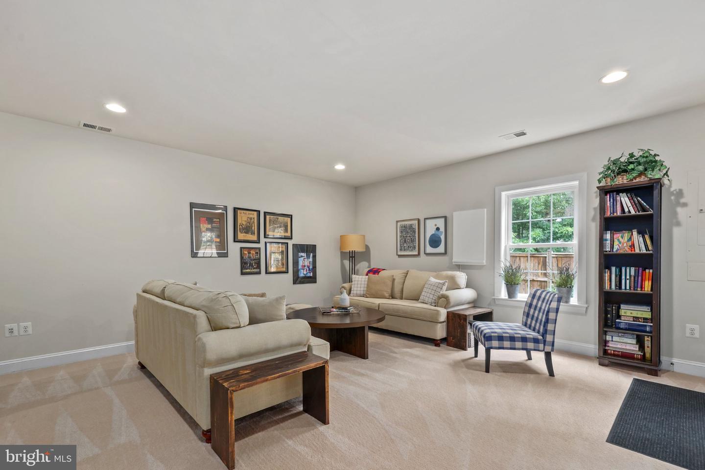 43576 Merchant Mill Ter Property Photo 43