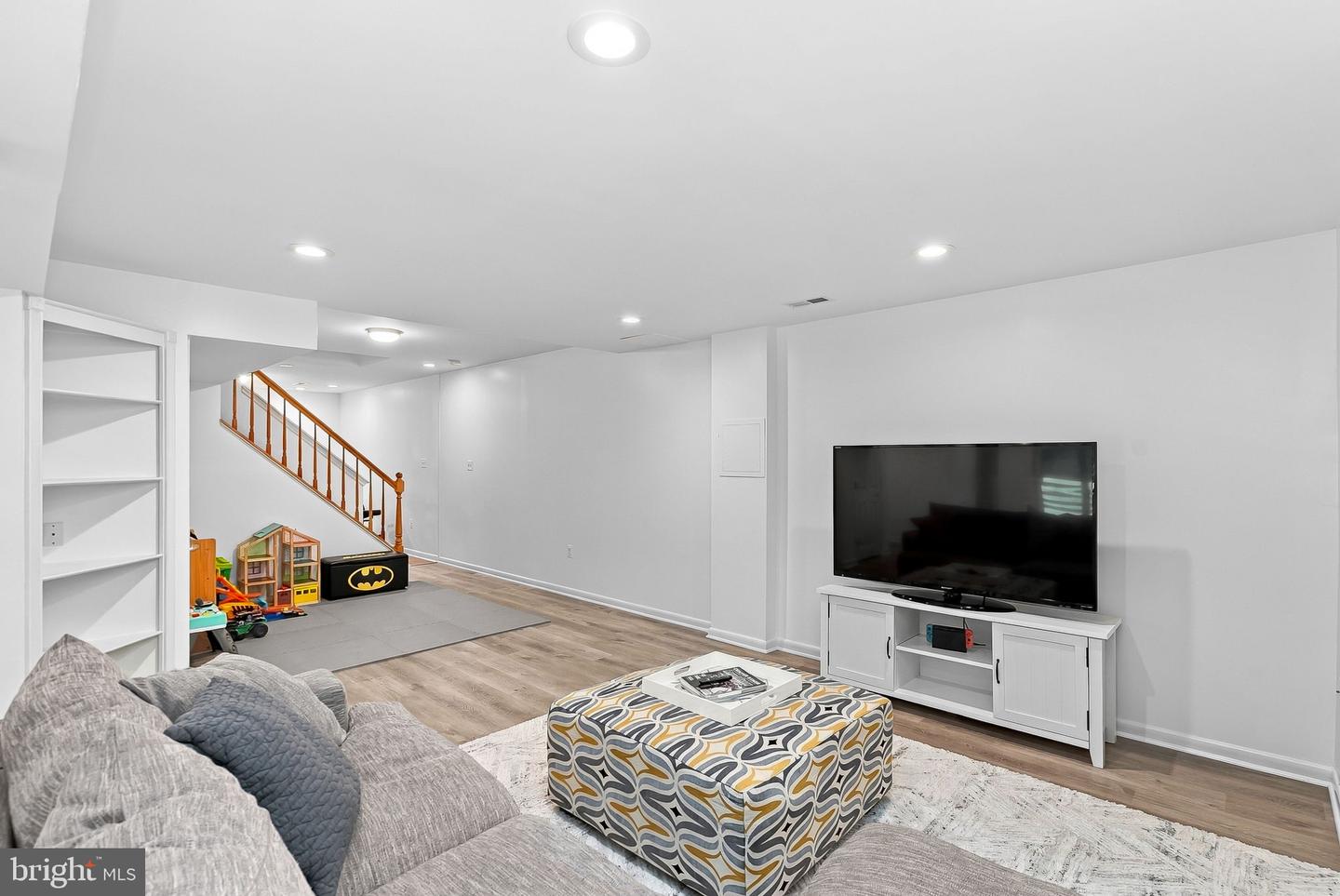 121 Regina Dr Property Photo 35