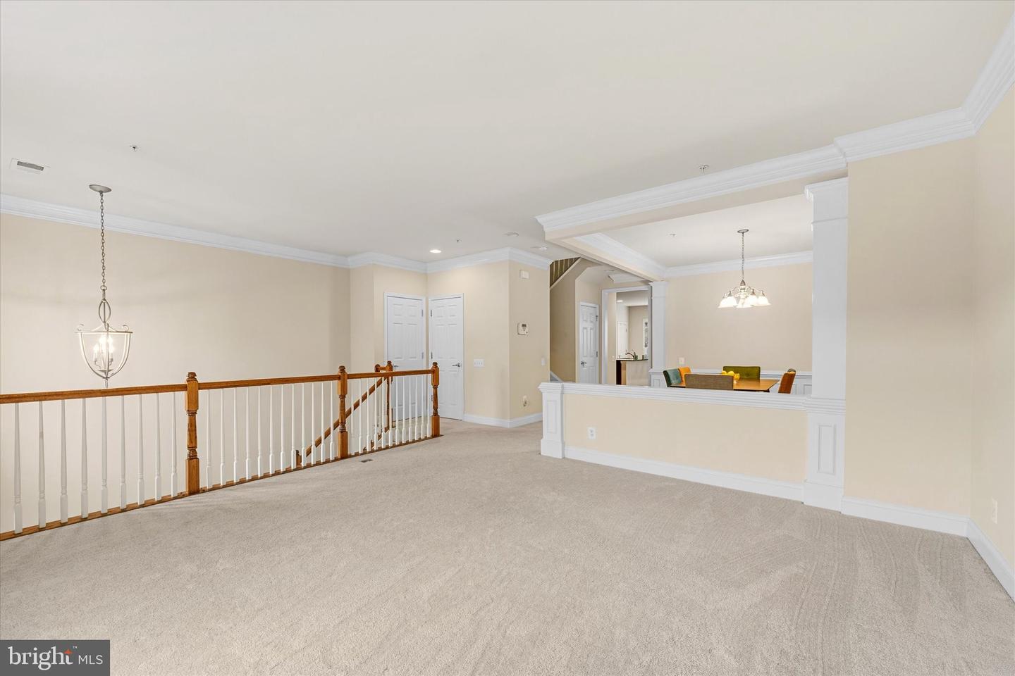 20643 Sibbald Sq Property Photo 9