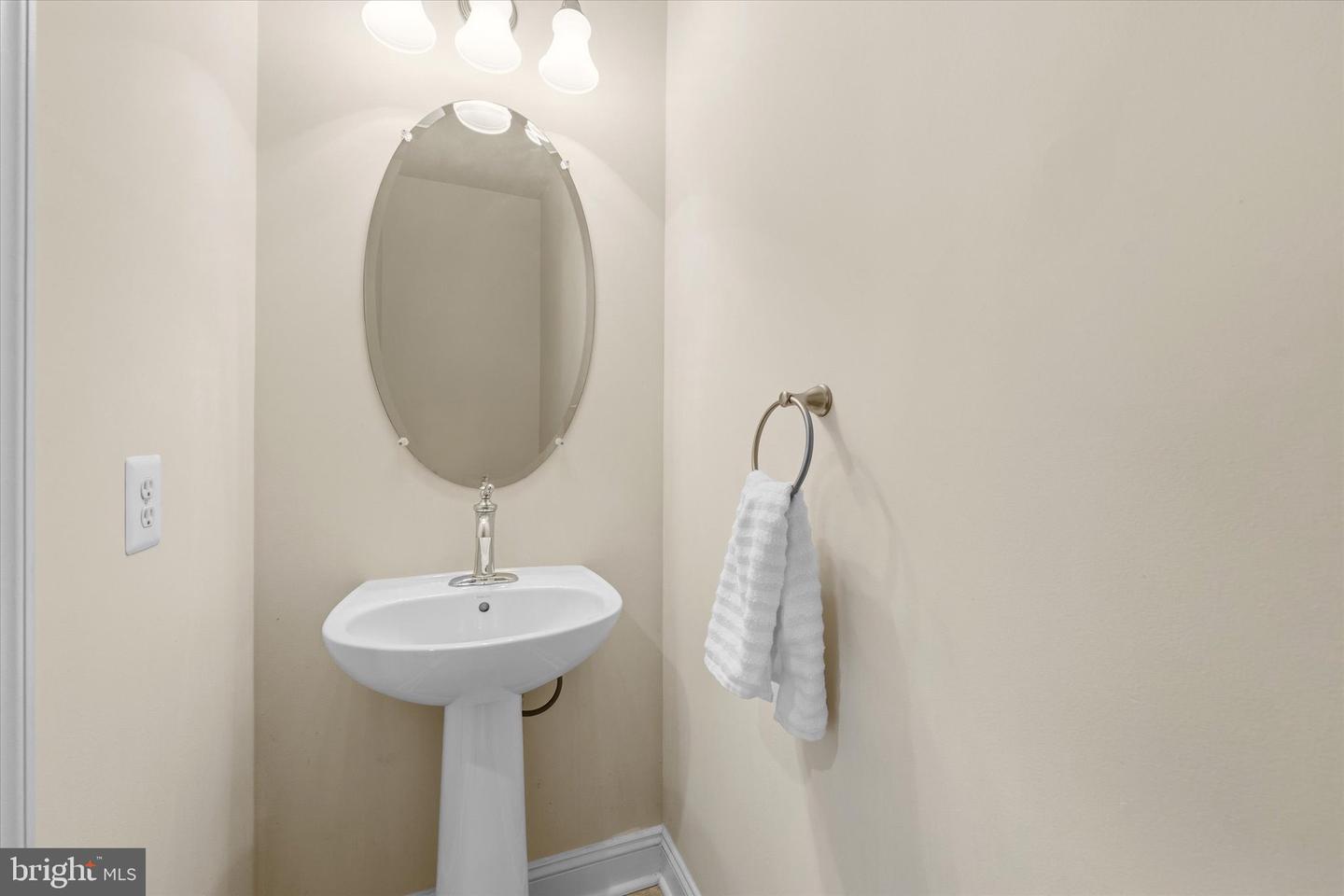 20643 Sibbald Sq Property Photo 20