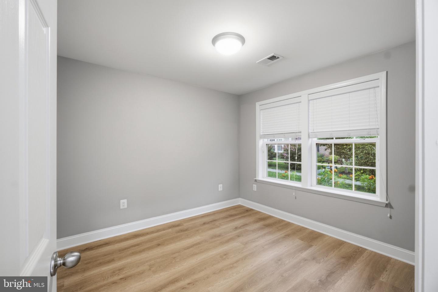44138 Puma Sq Property Photo 15