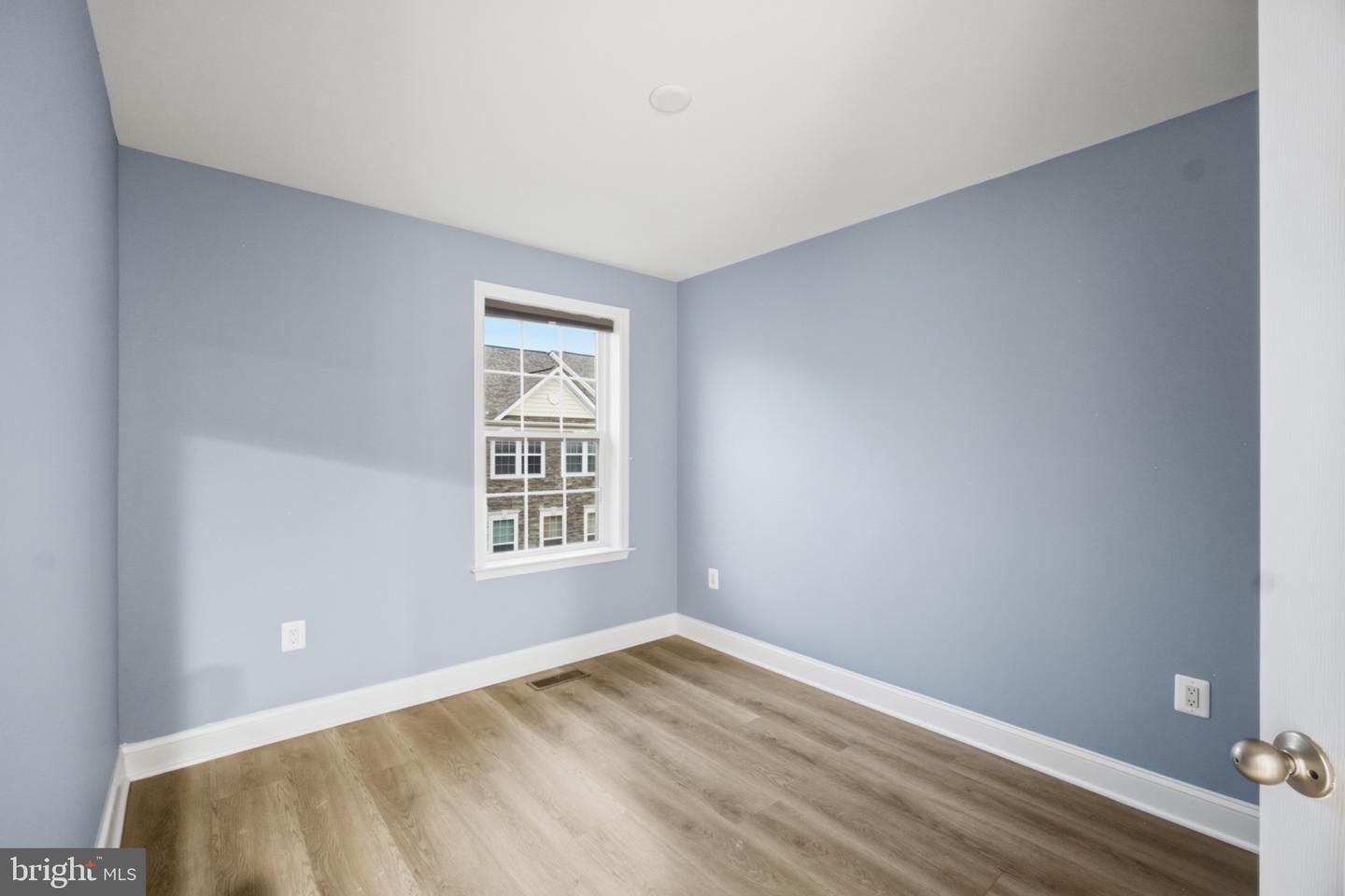 44138 Puma Sq Property Photo 25