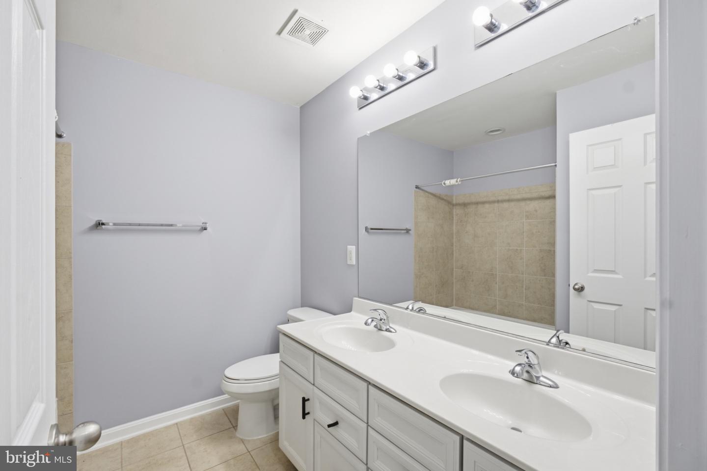 44138 Puma Sq Property Photo 30