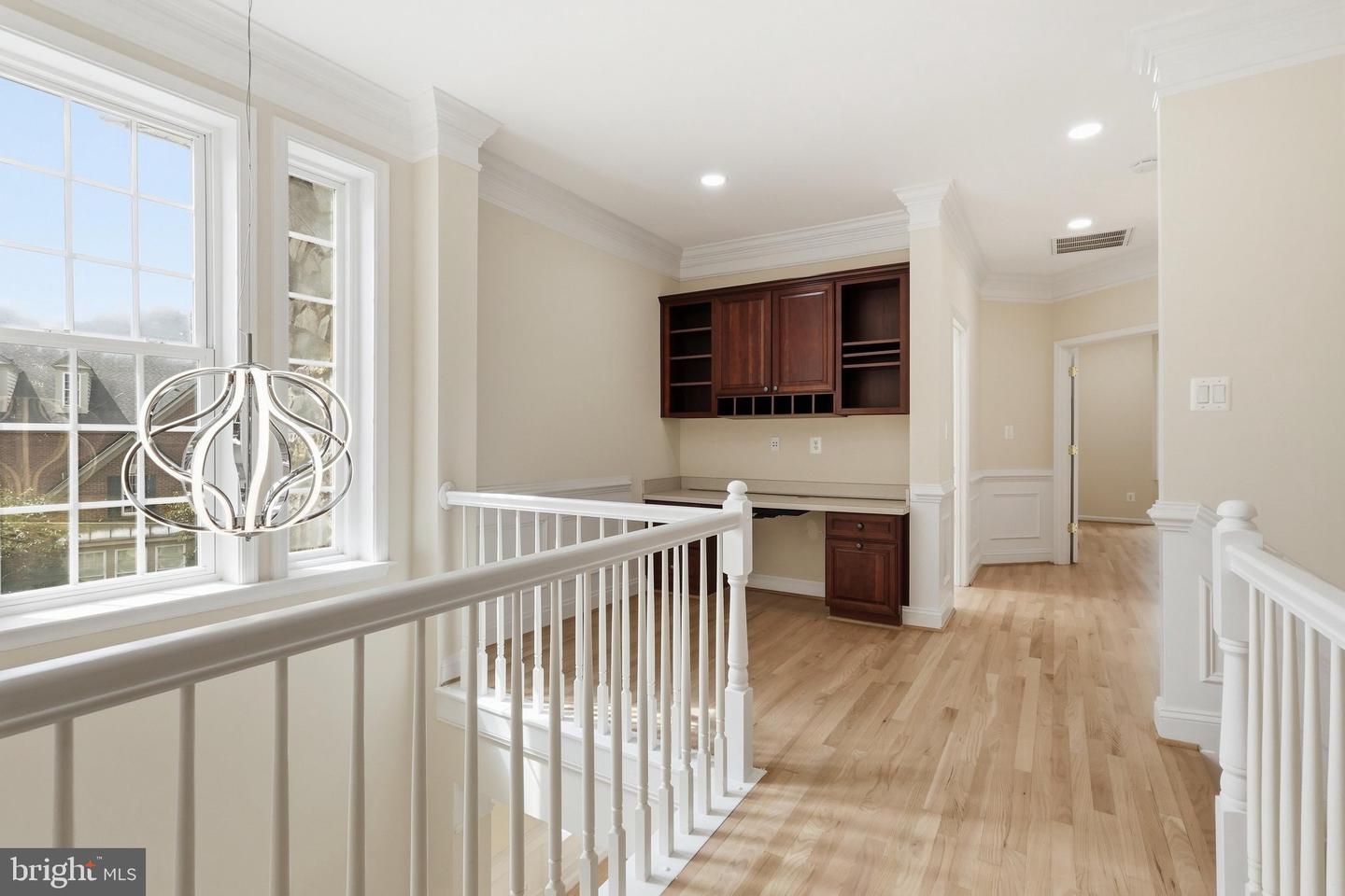 47616 Paulsen Sq Property Photo 19